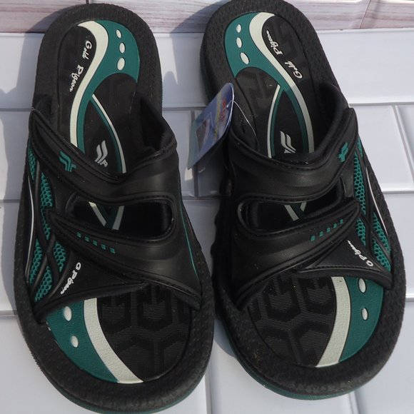 NWT. SIZE EU 41. GOLD PIGEON men’s slide sandals. main image 15